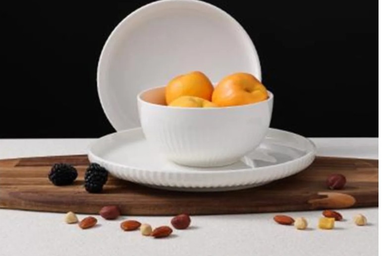 White Porcelain 18 Pcs dinner set - Image 2